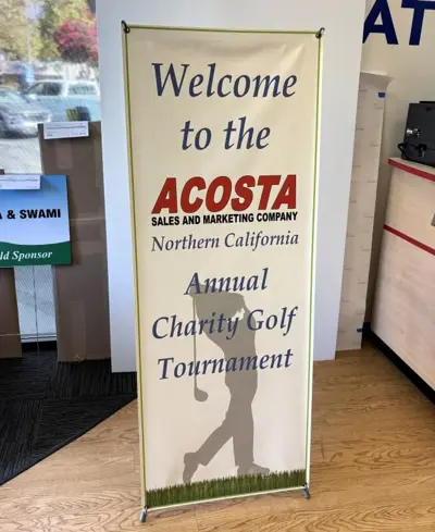 Custom banner stands Photo